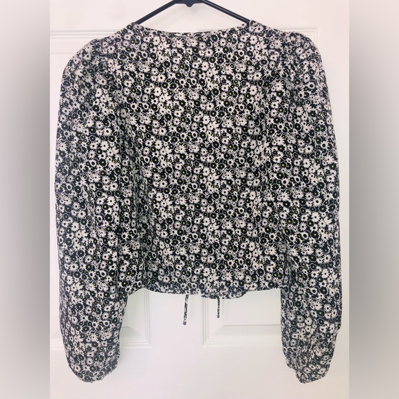 Levi’s floral blouse (S) - Picture 10 of 12
